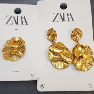 Zara 2pc Set ring and Earrings NWT Gold Tone